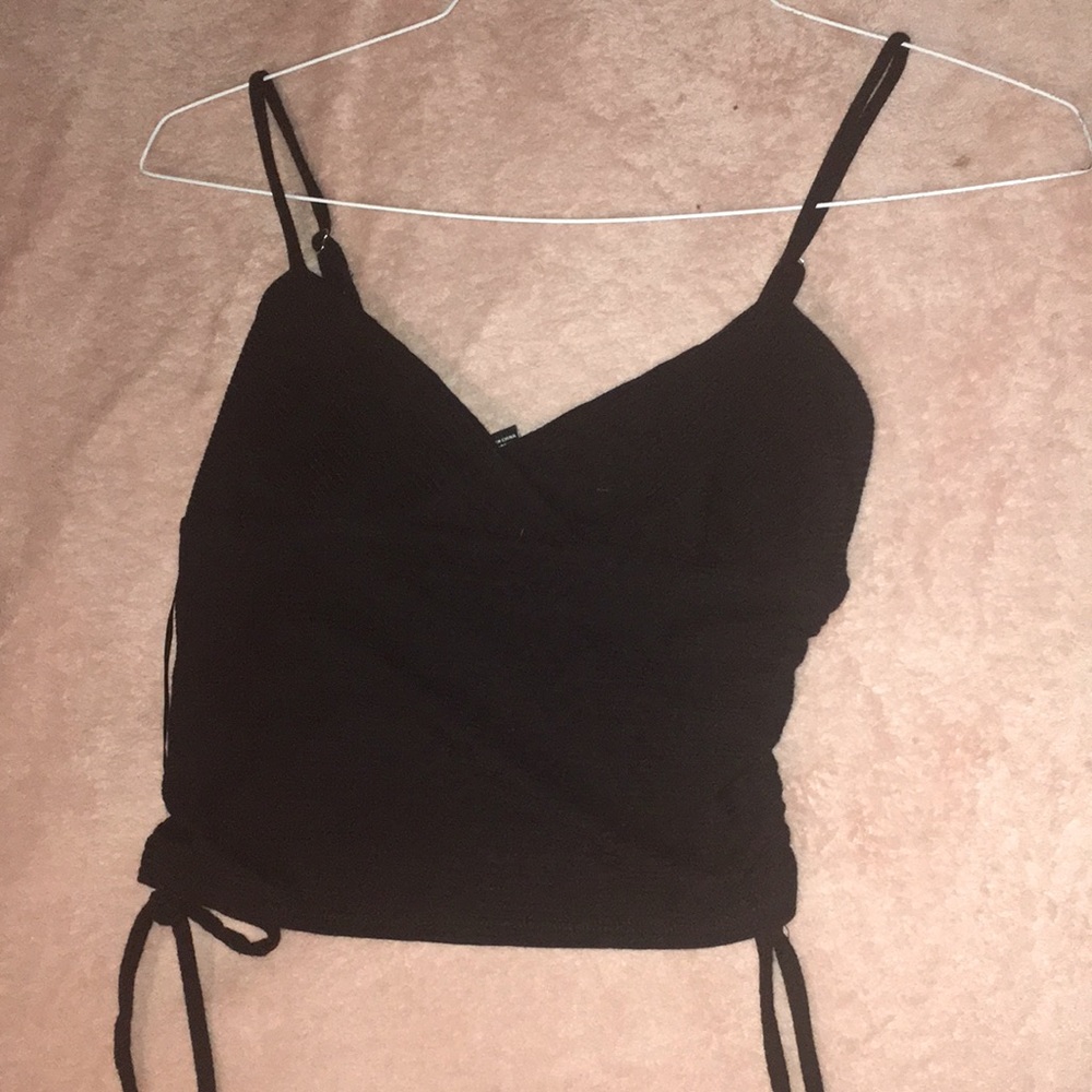 Black forever 21 crop top tang top